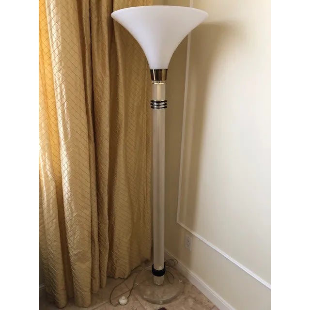 Vintage 1960's Mid Century Modern Brass and Lucite Bauer Torchiere Floor Lamp For Sale - Image 9 of 9