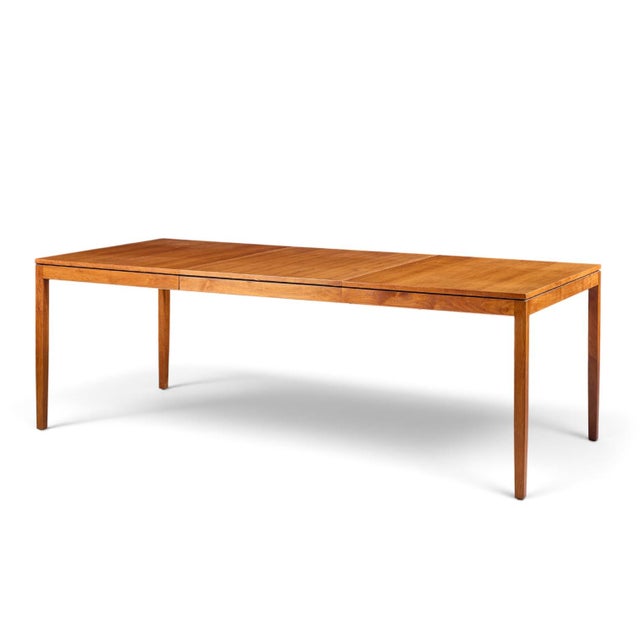 Mid-Century Modern Florence Knoll for Knoll Mid Century Walnut Expanding Dining Table With 1 Leaf For Sale - Image 3 of 10