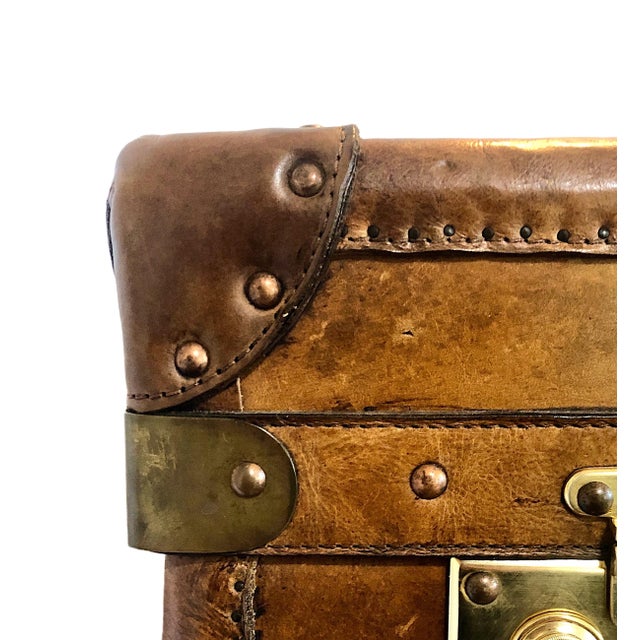 Edwardian Leather Luggage With British Royal Arms For Sale - Image 11 of 18