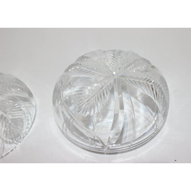 1960s Lidded Box Bonbonnier in Cut Crystal For Sale - Image 5 of 11