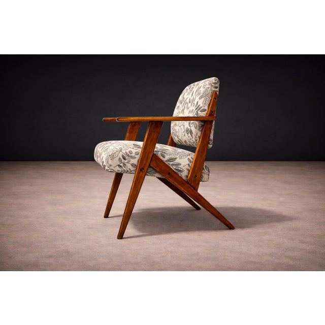 Off-white José Zanine Caldas Armchair, Brazilian Mid-Century Modern, 1950s For Sale - Image 8 of 11