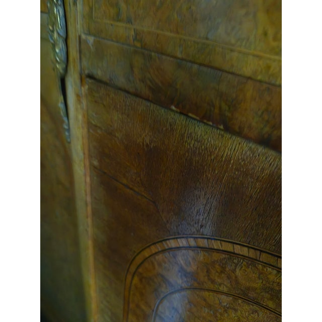 Early 20th Century French Bird's Eye Maple Buffet/Sideboard For Sale - Image 4 of 10