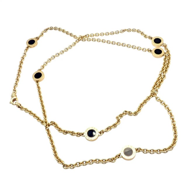 2000 - 2009 Bulgari Signature Black Onyx Yellow Gold Link Necklace For Sale - Image 5 of 11