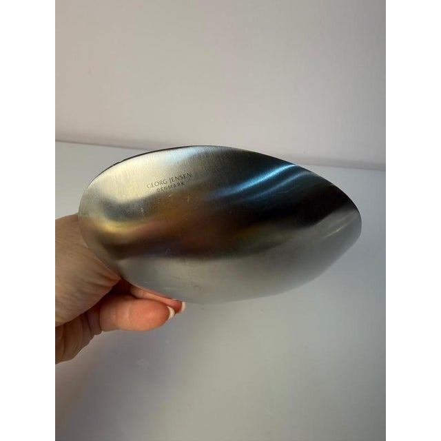 Silver Leaf Medium Serving Bowl by Helle Damkjær for Georg Jensen For Sale - Image 8 of 11