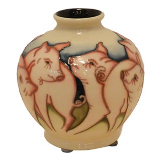 2009 British Moorcroft Pottery "Fowlers Farmyard Pigs" Baluster Art Vase by Kerry Goodwin For Sale