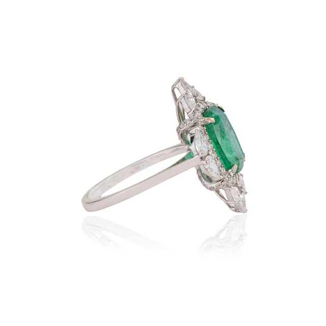 Metal Regal 18k White Gold 3.31ct Zambian Emerald & 1.04ct Diamond Halo Cocktail Ring Size 4 For Sale - Image 7 of 17