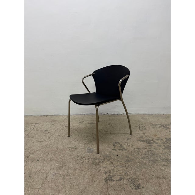 Bernhardt Erla Sólveig Óskarsdóttir E5400 Betsy Black Stackable Chair for Bernhardt, 2000s For Sale - Image 4 of 17
