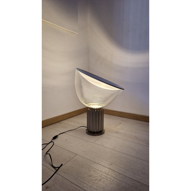 Taccia Table Lamp by Achille and Pier Giacomo Castiglioni for Flos, 1970s For Sale - Image 14 of 14