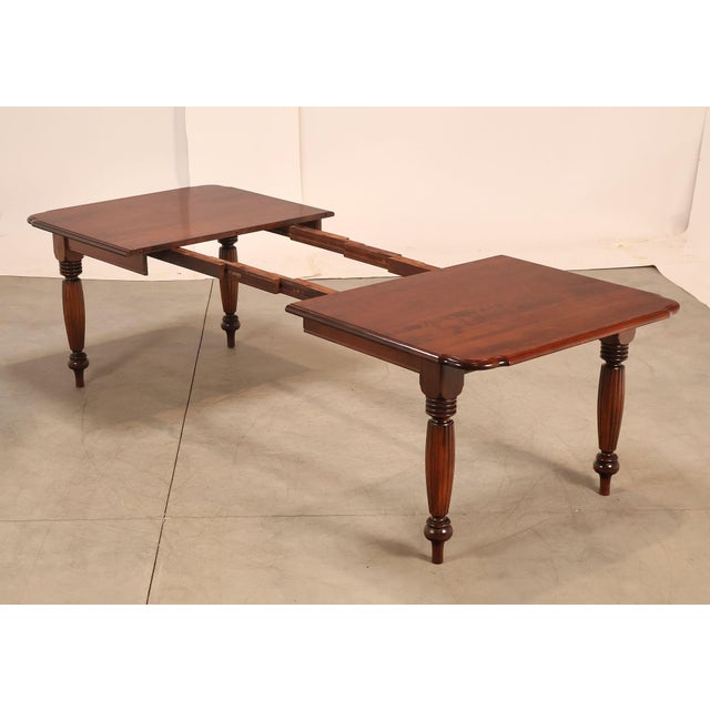 Nichols & Stone Expandable Farmhouse Dining Table For Sale In Philadelphia - Image 6 of 18