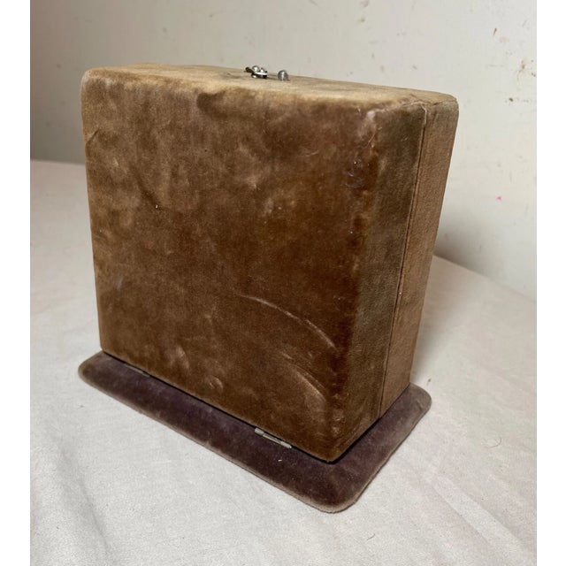 Pair of Antique Crystal Perfume Scent Bottle in Fitted Velour Display Case Box For Sale - Image 10 of 12