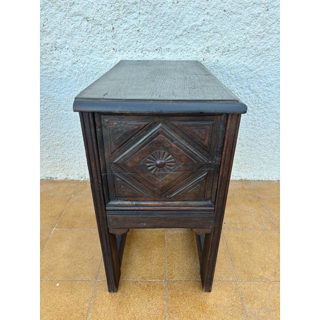 Traditional Spanish Renaissance Revival Carved Oak Chest with Lift Top, Early 20th Century For Sale - Image 3 of 16