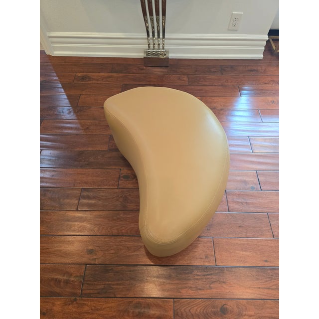 Set of 4 Vintage Tan Leather Lounge Chairs With Matching Ottomans Attributed to Vladimir Kagan For Sale In Los Angeles - Image 6 of 15