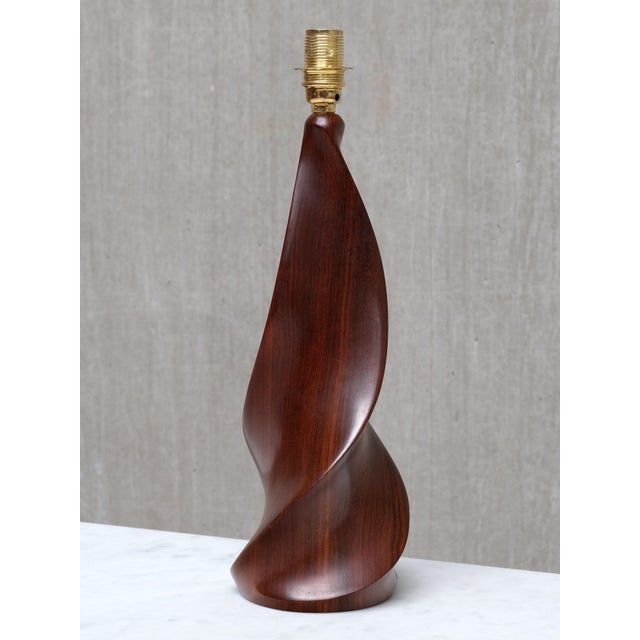 Sculptural Table Lamps in Mahogany by Claude Chauvy, France, 1950s, Set of 2 For Sale - Image 10 of 17