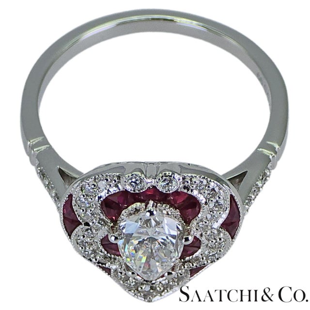 Early 21st Century 18k (750) White Gold - Pear Shape Ring: Natural Diamond and Ruby For Sale - Image 5 of 14