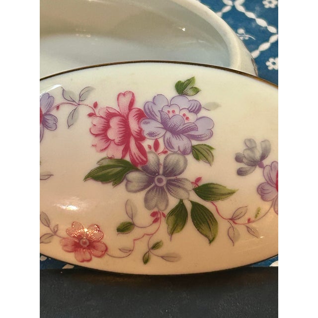 Rustic European Vintage Limoges France Hand-Painted Porcelain Floral Ring Box Trinket Box For Sale - Image 3 of 6