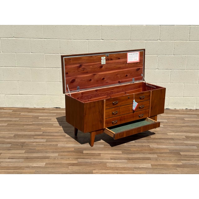 Brown Vintage Mid-Century Modern Lane Cedar Chest | Walnut Blanket Storage Chest, Circa 1960s For Sale - Image 8 of 18