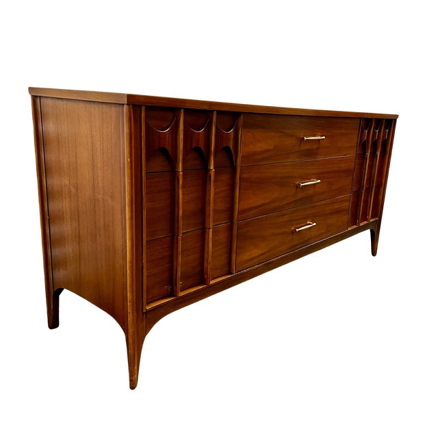 Kent Coffey 1960s Iconic Walnut and Rosewood Kent Coffey "Perspecta" Mid-Century Modern 9-Drawer Dresser With Mirror For Sale - Image 4 of 18
