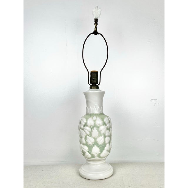 Aladdin Co. Vintage 40's Deco Aladdin Alacite Lamp For Sale - Image 4 of 12