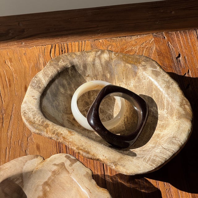 1980s Oval Beige Petrified Wood Bowl, 1980s For Sale - Image 5 of 7