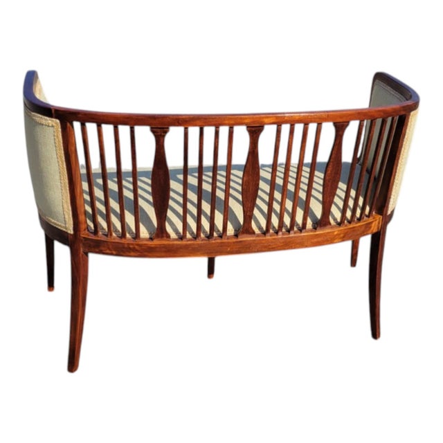 1920s Edwardian English Window Bench Refinished Upholstered Seat For Sale - Image 4 of 18