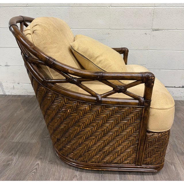 Lexington Furniture Lexington Tommy Bahama Bali Hai Collection Diamond Cove Rattan Swivel Chair For Sale - Image 4 of 10