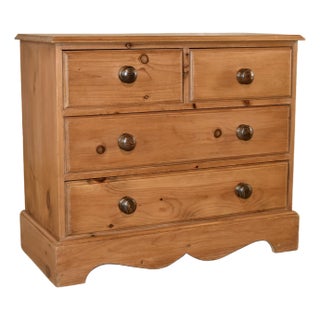 19th Century English Pine Chest of Drawers For Sale