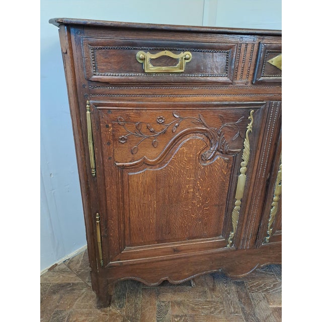 French Oak Buffet or Dresser Base, 1820s For Sale - Image 6 of 7