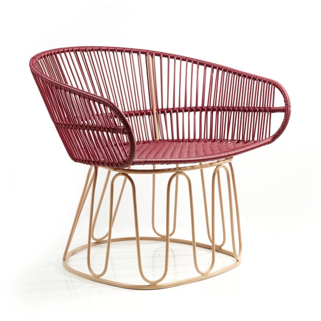 Set of 4 purple circo lounge chair by sebastian herkner materials: galvanized and powder-coated tubular steel. Pvc...