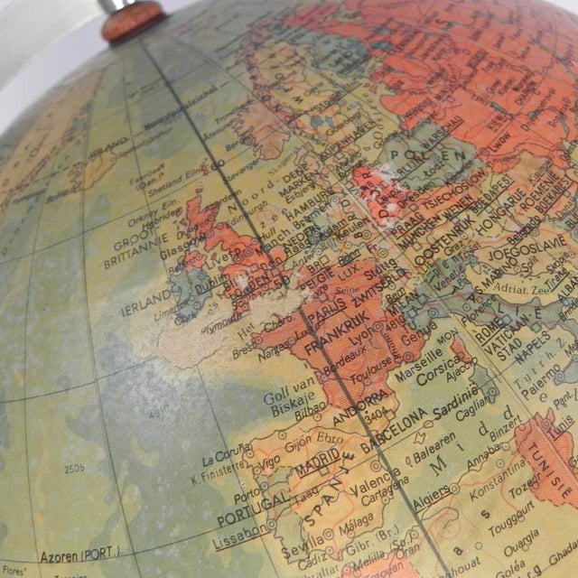 Rath Globe in Papier-Mâché on Wooden Base, 1975 For Sale - Image 15 of 16