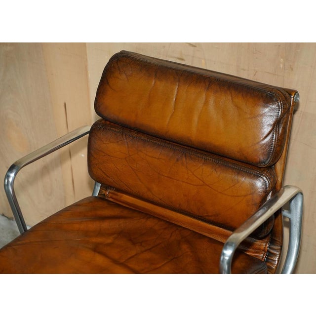 Herman Miller Chanel NYC Soft Pad Captain's Chair in Hand-Dyed Leather from Herman Miller, 1977 For Sale - Image 4 of 18