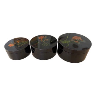 Vintage Black Lacquered Japanese Hand Painted Nesting Trio Boxes For Sale