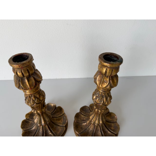 1960s Vintage Italian Florentine Gilt Carved Wood Candleholders – A Pair For Sale - Image 5 of 8