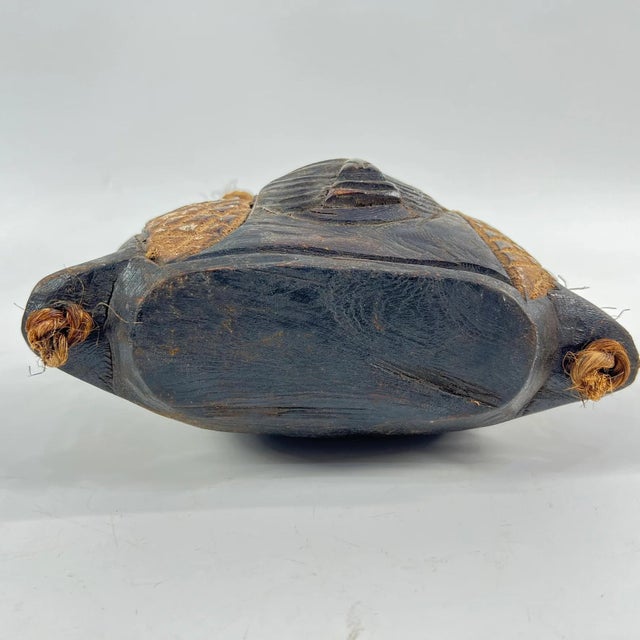 Early 20th Century Early 20th Century Luba Songye Wooden Purse Container For Sale - Image 5 of 8