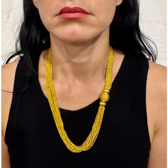 158 Gm of 18 Karat Gold With 18 Strand 24 " Long Lariat & Heavy Clasp Necklace For Sale - Image 14 of 18