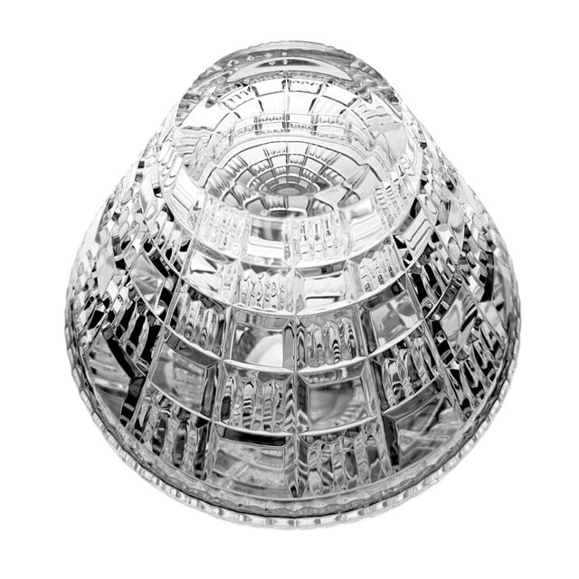 Glass Mikasa Times Square Lead Crystal Centerpiece Bowl 10.75", Japan, C. 2001–2004 For Sale - Image 7 of 11