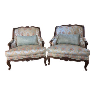 Traditional Veronique French Style Chairs Set of 2 For Sale
