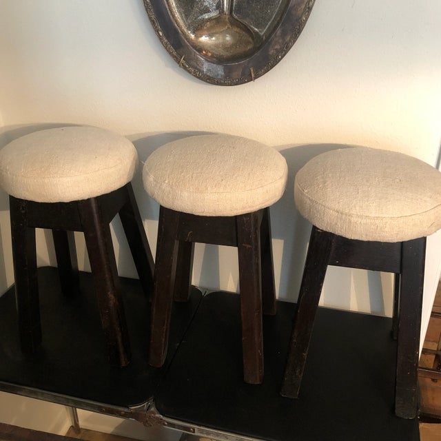 English 1930s English Pub Stools With Linen Upholstery - Set 3 For Sale - Image 3 of 10