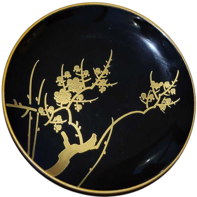 Set of Six Vintage Black Maki-E Lacquer Art Kyoto Japan Decorative Plates Hand Painted Gold Botanical Floral Patterns For Sale In Boston - Image 6 of 18