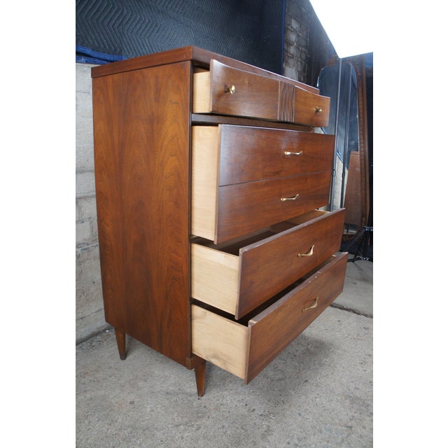 1960s Bassett Furniture Mid Century Modern Walnut 4 Drawer Chest