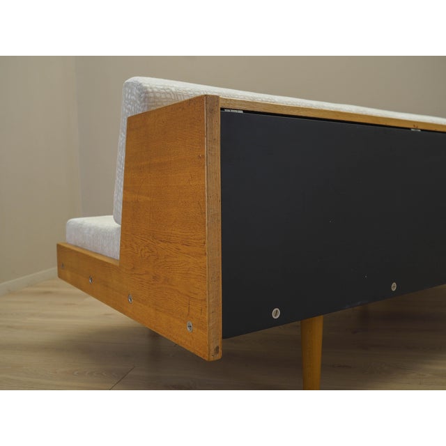 Danish Oak Sofa by Hans J. Wegner for Getama, 1960s For Sale - Image 6 of 18