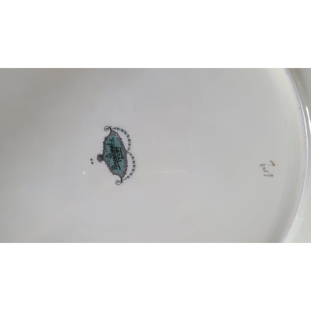 Last Chance!Vintage Vibrant Floral & Gold Gilt Mixed Dinner Plates - Set of 4 For Sale - Image 10 of 13