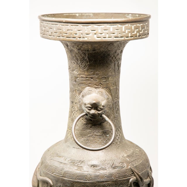 Bronze Mid 19th Century Chinese Spelter Urn For Sale - Image 8 of 12