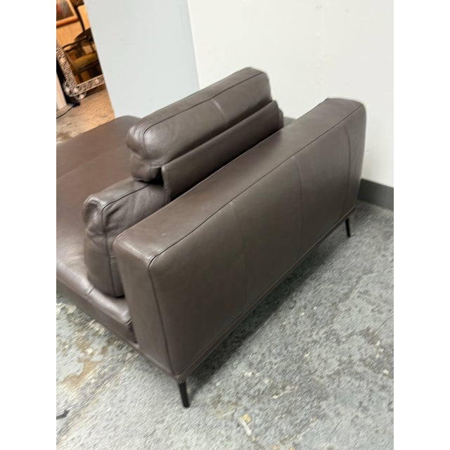 Brown Nicoline Italia Strauss Leather Chaise For Sale - Image 8 of 12