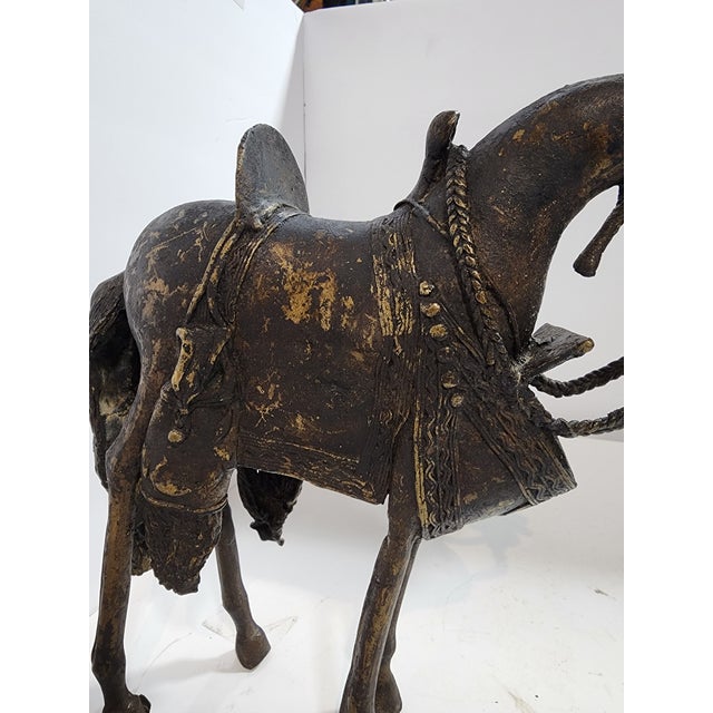 1970s Bronze Brutalist Horse Statue Fully Tacked For Sale - Image 4 of 9