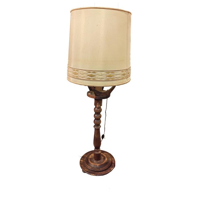 Floor Lamp in Walnut, 19th Century For Sale - Image 16 of 16