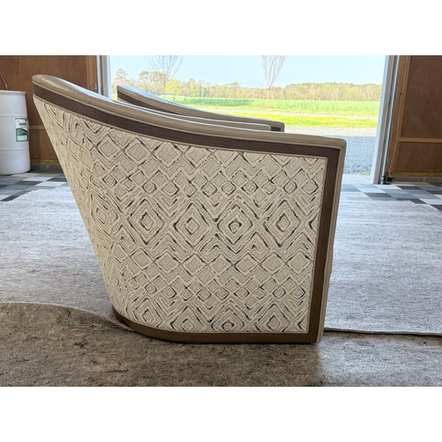 Contemporary Lee Leather Swivel Chair For Sale - Image 3 of 8