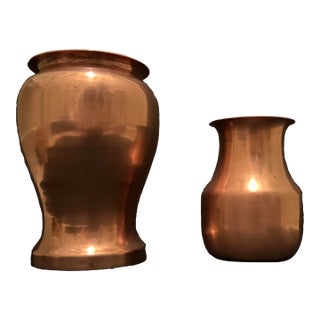 Set of 2 1990s Kenyan Copper Vases, Kaluworks, Mombasa For Sale