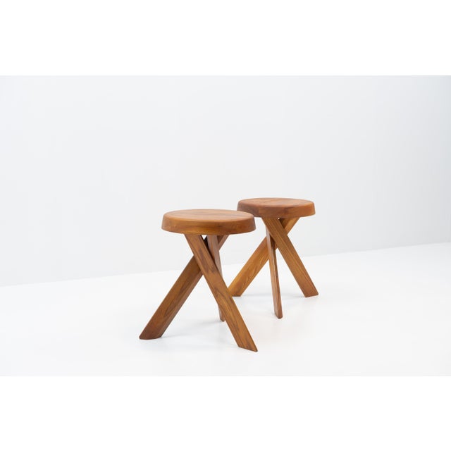 Mid-Century Modern S31 Stools in Elm by Pierre Chapo, 1980s, Set of 2 For Sale - Image 3 of 11