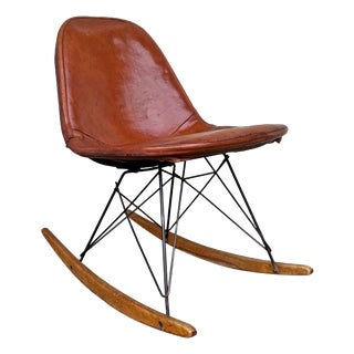 RKR-1 Wire Rocking Chair by Charles & Ray Eames for Herman Miller, 1950s For Sale