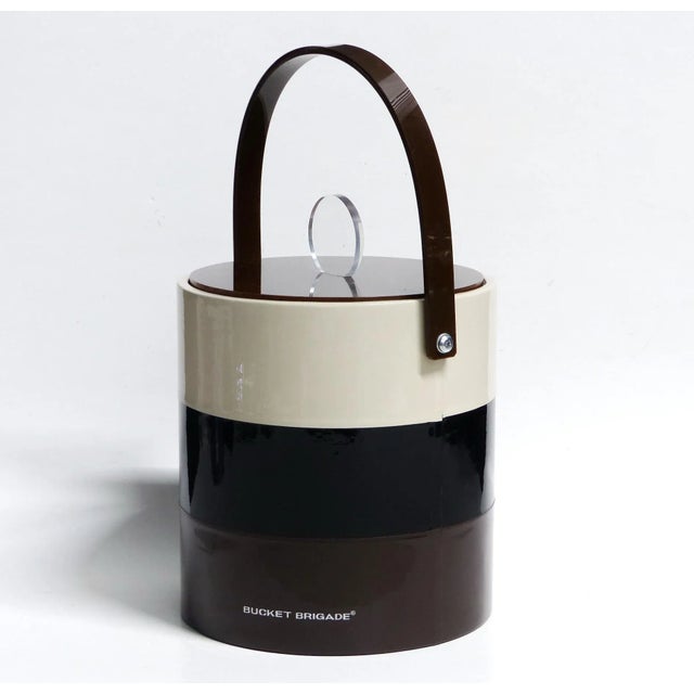 Hello and welcome! You are considering a gently pre-owned Mid Century Modern Morgan Designs Bucket Brigade Ice Bucket....